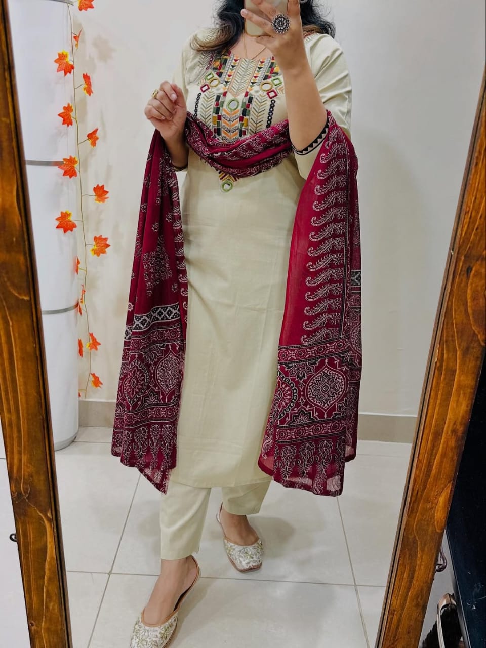 Heavy embroidery and hand Work Kurta Set For Woman(White)