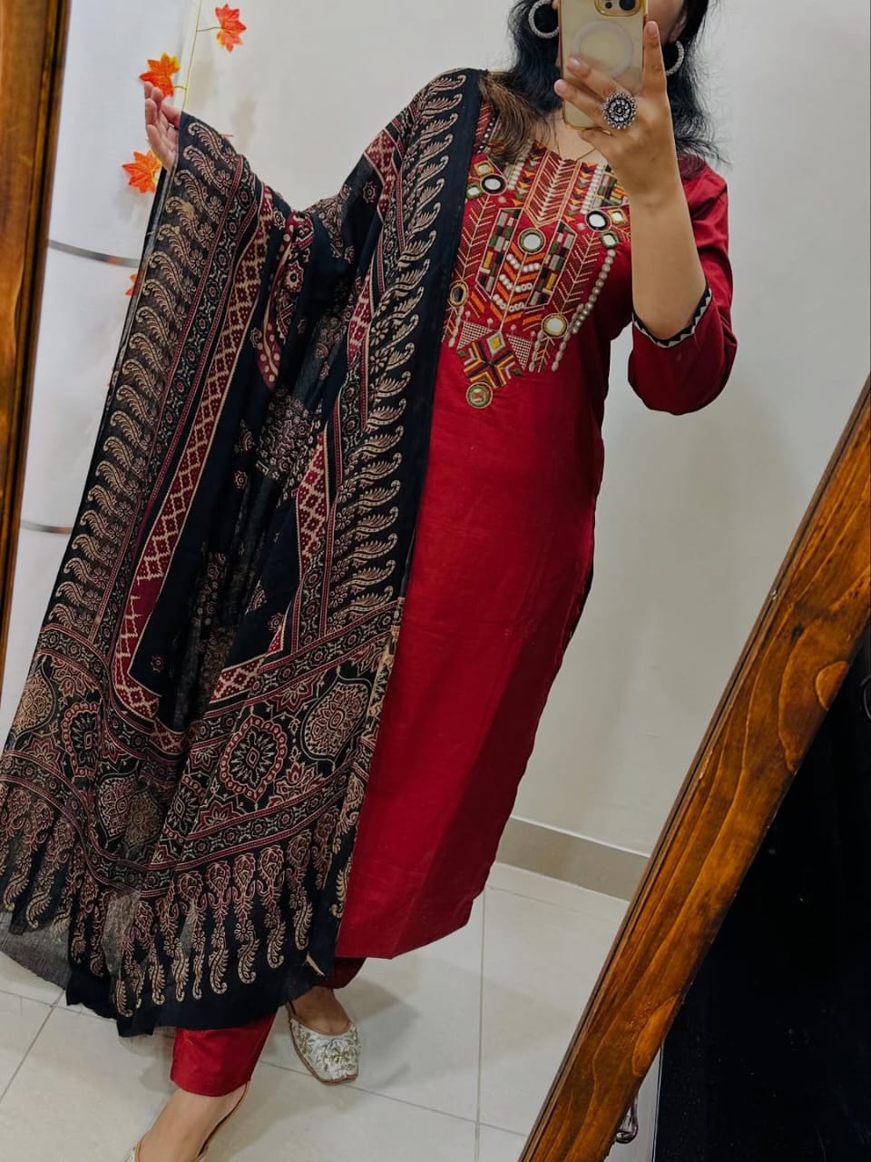 Heavy embroidery and hand Work Kurta Set For Woman(Red)