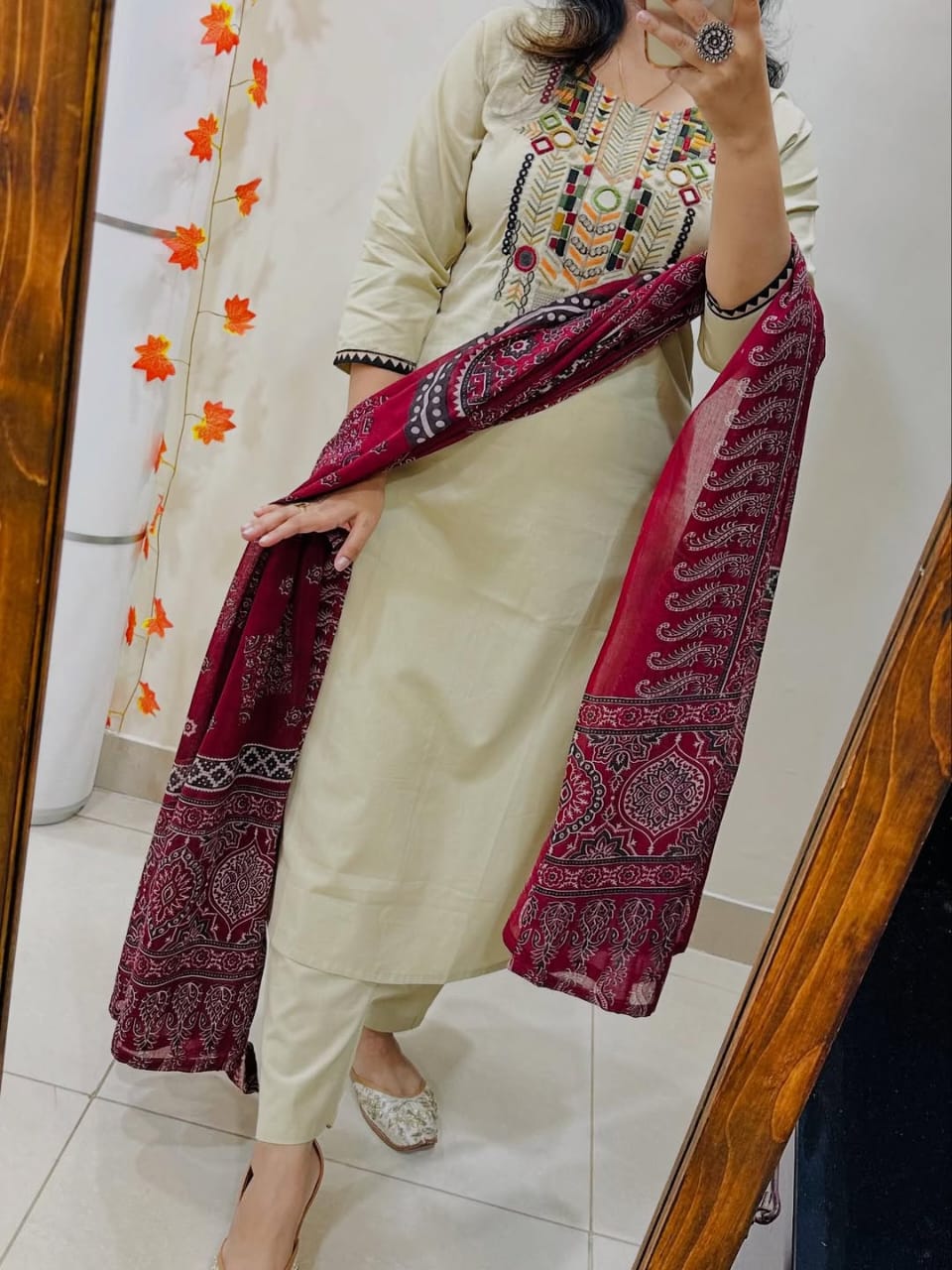 Heavy embroidery and hand Work Kurta Set For Woman(White)